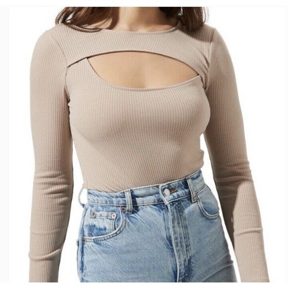 NWT ASTR THE LABEL See Me Long Sleeve knit Stretch Ribbed Bodysuit Nude M - Picture 1 of 10